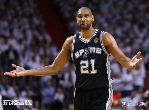 篮球界最厉害的人(盘点NBA史上最强的十大巨星排行)-图片9